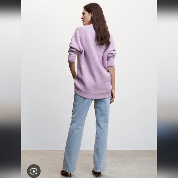 Superdown: Light Pink V-Neck Sweater - Picture 8 of 11